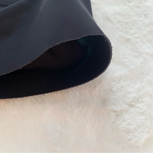 Lululemon 32DD Like Nothing Bra in Black - Picture 10 of 11